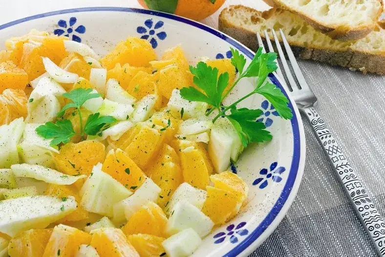 Insalata finocchi e arance: la ricetta siciliana perfetta e le sue varianti