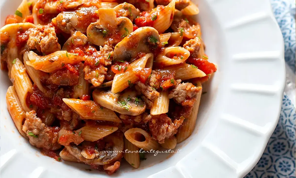 Pasta Boscaiola della Nonna: Ricetta Autentica e Segreti