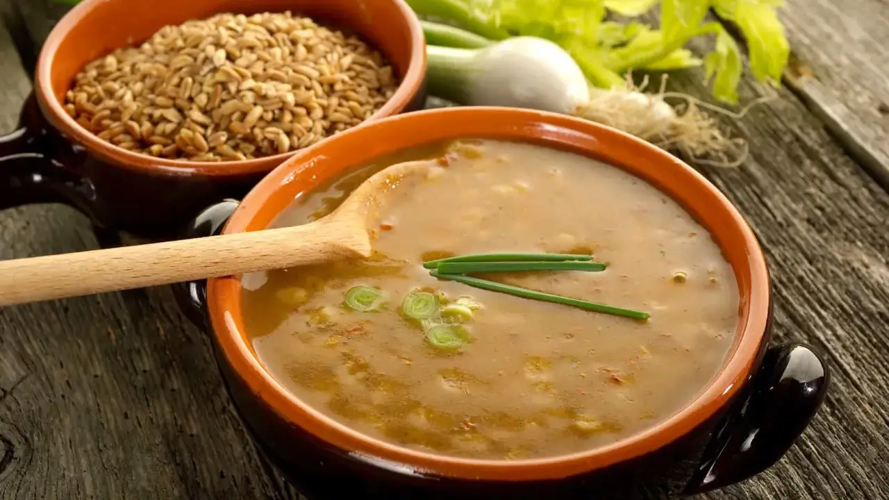 Minestra farro e fagioli: il segreto per un piatto tradizionale perfetto