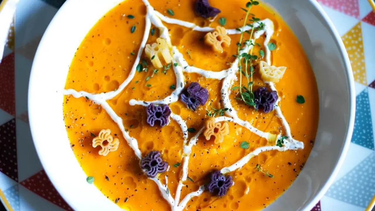 La Minestra di Zucca Cremosa: Segreti e Ricetta Facile
