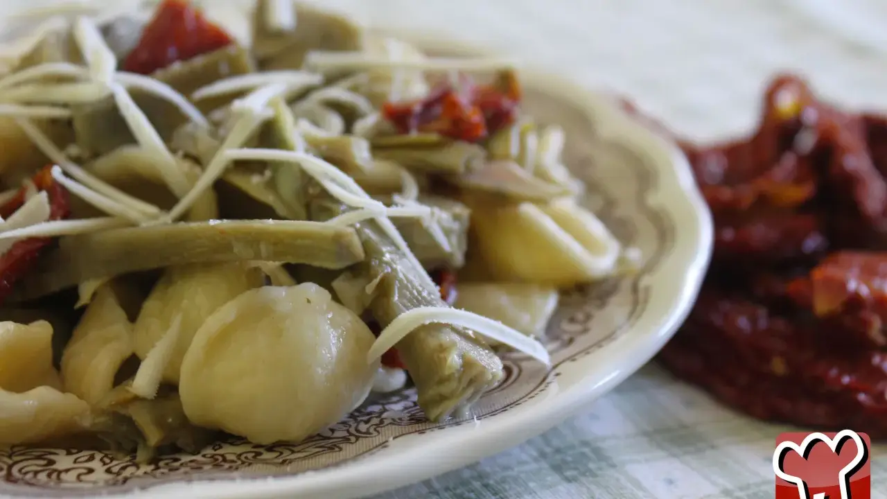 Prepara la Pasta e Carciofi alla Pugliese: Ricetta Autentica e Segreti