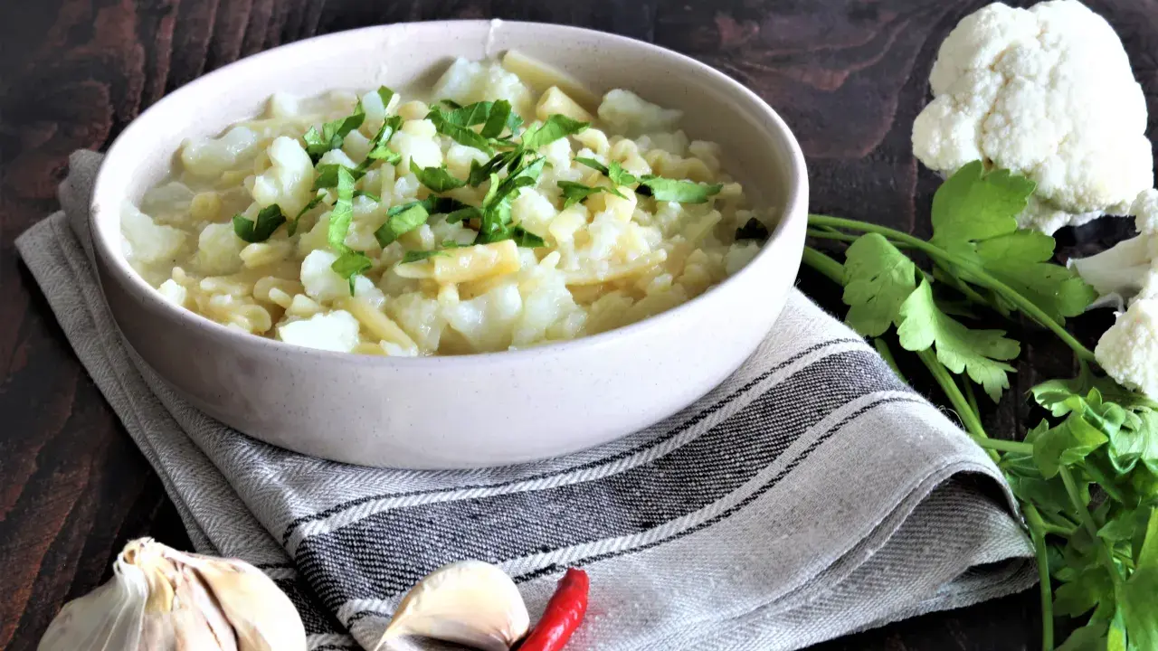 Minestra Cavolfiore e Patate: Ricetta Facile e Cremosa