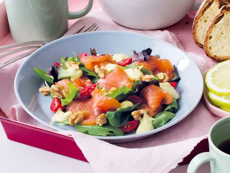 Insalata di Salmone: Ricette Facili, Idee Veloci e Consigli