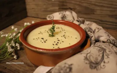 Minestra di Semolino al Latte: Ricetta Facile, Cremosa e Senza Grumi