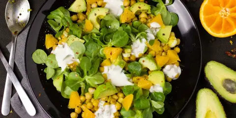 Insalate di Ceci Fredde: Ricette Veloci, Gustose e Salutari
