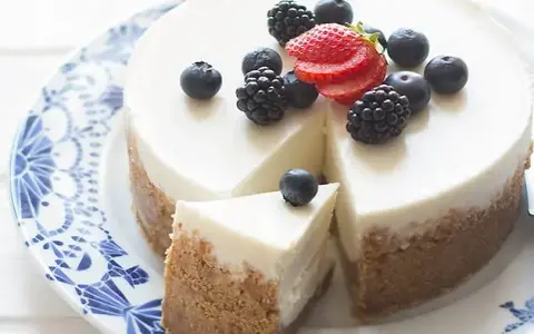 Cheesecake Senza Cottura: Ricetta Facile e Veloce per un Dolce Perfetto