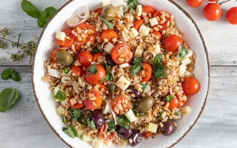 Insalata di Farro: Ricette Facili, Stagionali e Veloci (Tutto l'Anno)