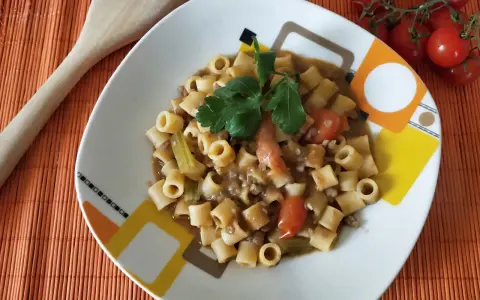 Pasta e Lenticchie: Ricetta Perfetta, Segreti Cremosi e Varianti