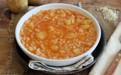Risi e Patate: la ricetta cremosa e tradizionale per un comfort food perfetto