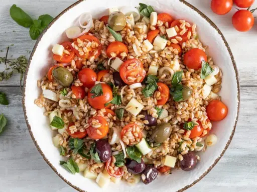 Insalata di Farro: Ricette Facili, Stagionali e Veloci (Tutto l'Anno)