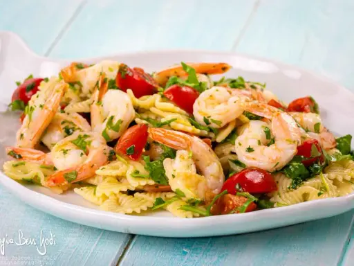 Pasta Gamberetti e Pomodorini: Ricetta Facile e Veloce da Chef