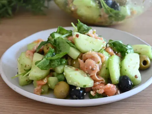 Insalata di Salmone: Ricette Facili, Veloci e Salutari