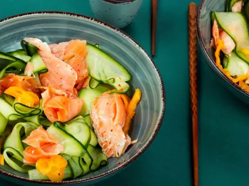 Insalata di Salmone: Ricette da Chef, Abbinamenti e Segreti per Stupire
