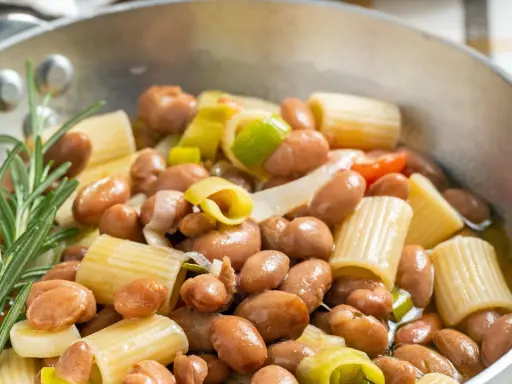 Minestra di fagioli perfetta: ricetta, segreti e varianti cremose