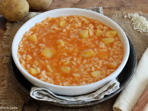 Risi e Patate: la ricetta cremosa e tradizionale per un comfort food perfetto