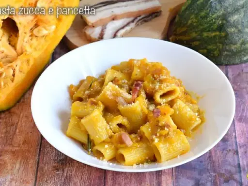 Pasta con Zucca: Ricette Cremose e Abbinamenti Perfetti