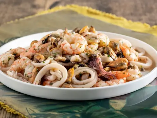 Insalata di Mare Classica: La Ricetta Perfetta e i Segreti Italiani