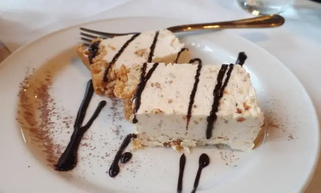 Semifreddo: cos'è, differenze con gelato e ricetta facile