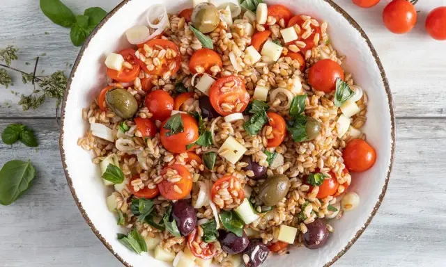 Insalata di Farro: Ricette Facili, Stagionali e Veloci (Tutto l'Anno)