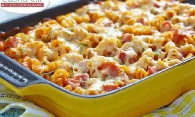 Pasticciata di Pasta: Ricetta Perfetta, Segreti e Varianti Golose