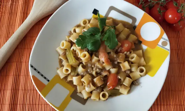 Pasta e Lenticchie: Ricetta Perfetta, Segreti Cremosi e Varianti