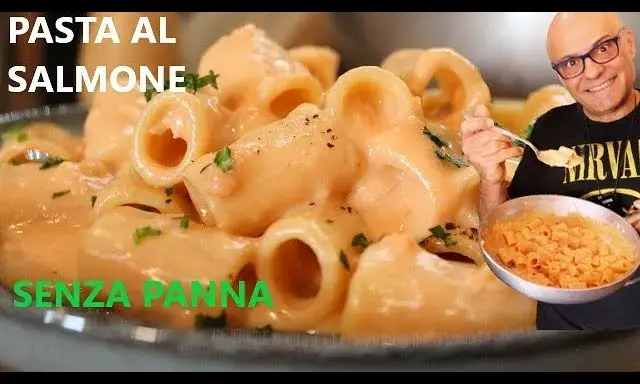 Pasta Salmone Senza Panna: Cremosa e Leggera (Ricetta Facile)