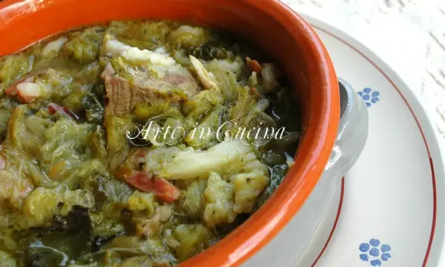 Minestra Napoletana Vegetariana: Ricetta Autentica e Gustosa (Senza Carne)