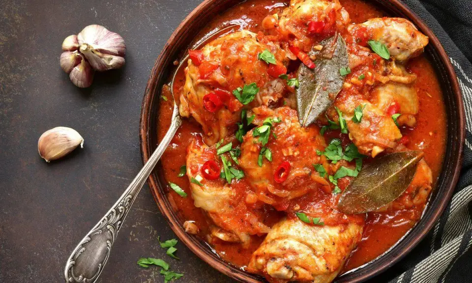 Secondi piatti con il pollo: ricette facili e trucchi per un pollo tenero