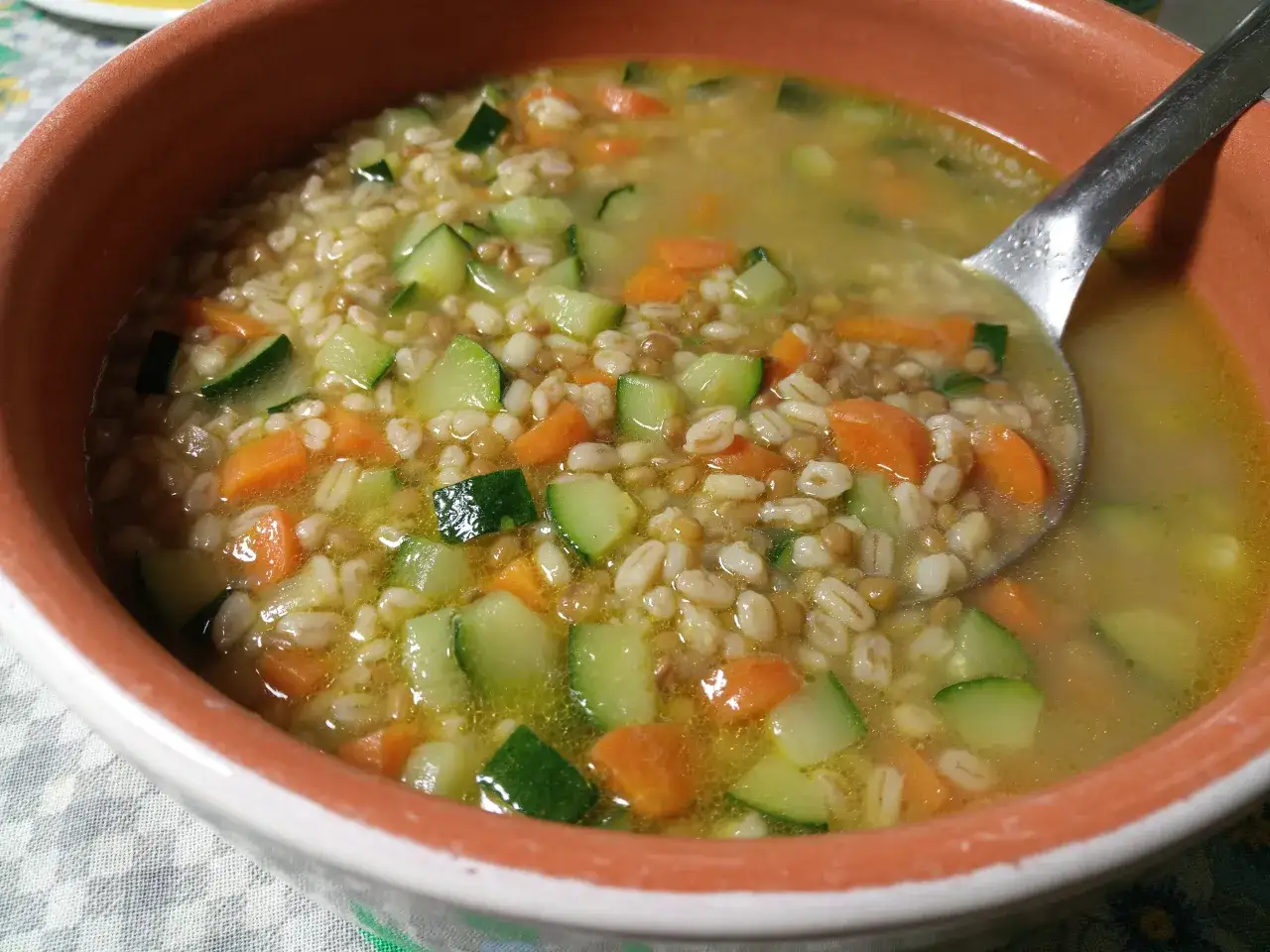 minestra legumi e cereali varianti regionali