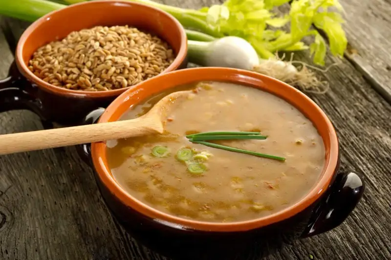 Minestra farro e fagioli: il segreto per un piatto tradizionale perfetto